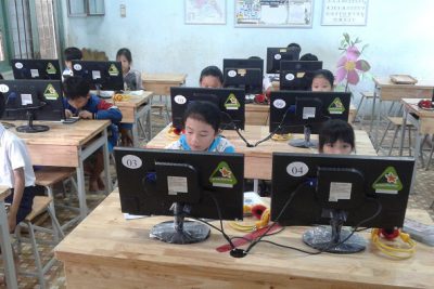 Trường Tiểu học Phổ Phong tổ chức thi Toán qua mạng cấp trường